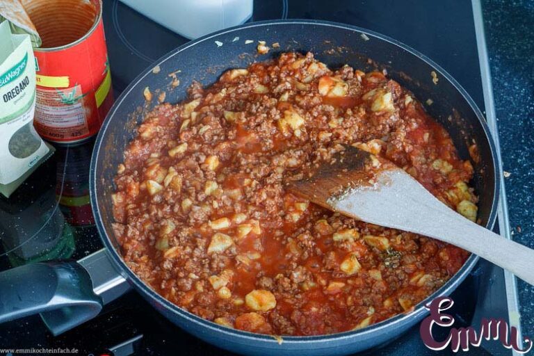 Gef Llte Zucchini Mit Hackfleisch Emmikochteinfach