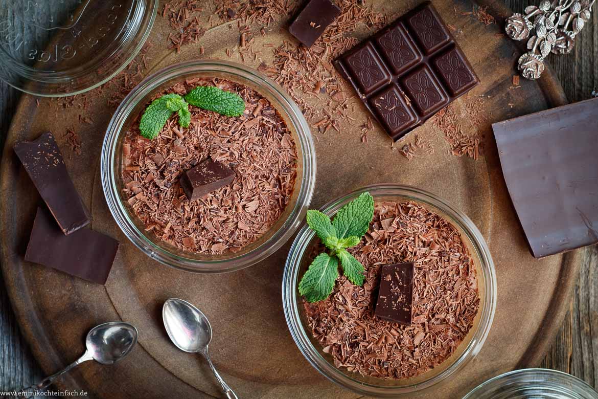 Mousse au Chocolat ganz einfach gemacht - emmikochteinfach