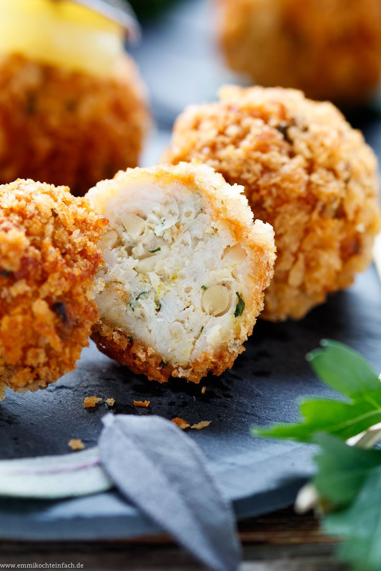 Curry Hähnchen Bällchen - schnelles Fingerfood - www.emmikochteinfach.de