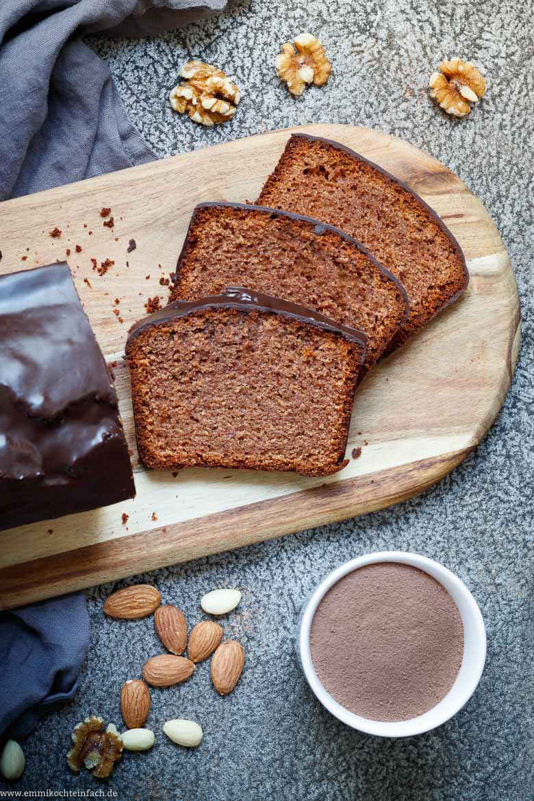 Saftiger Schoko-Nuss-Kuchen