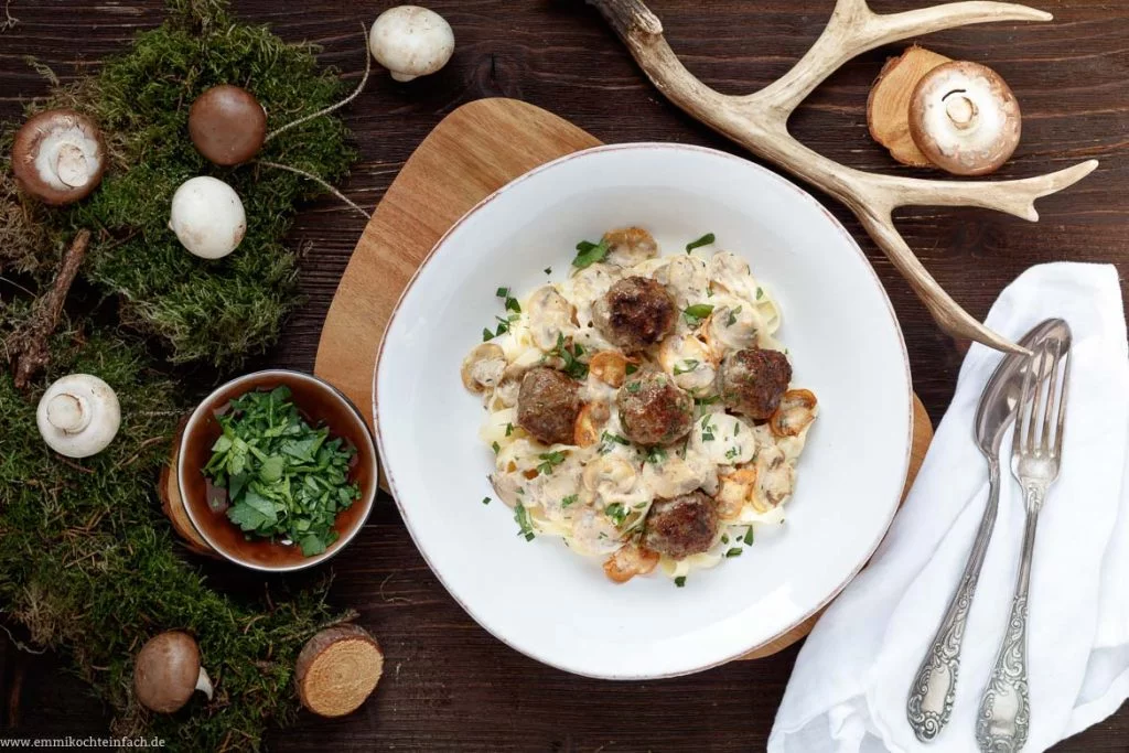 Pasta mit leckerer Rahmsosse - www.emmikochteinfach.de