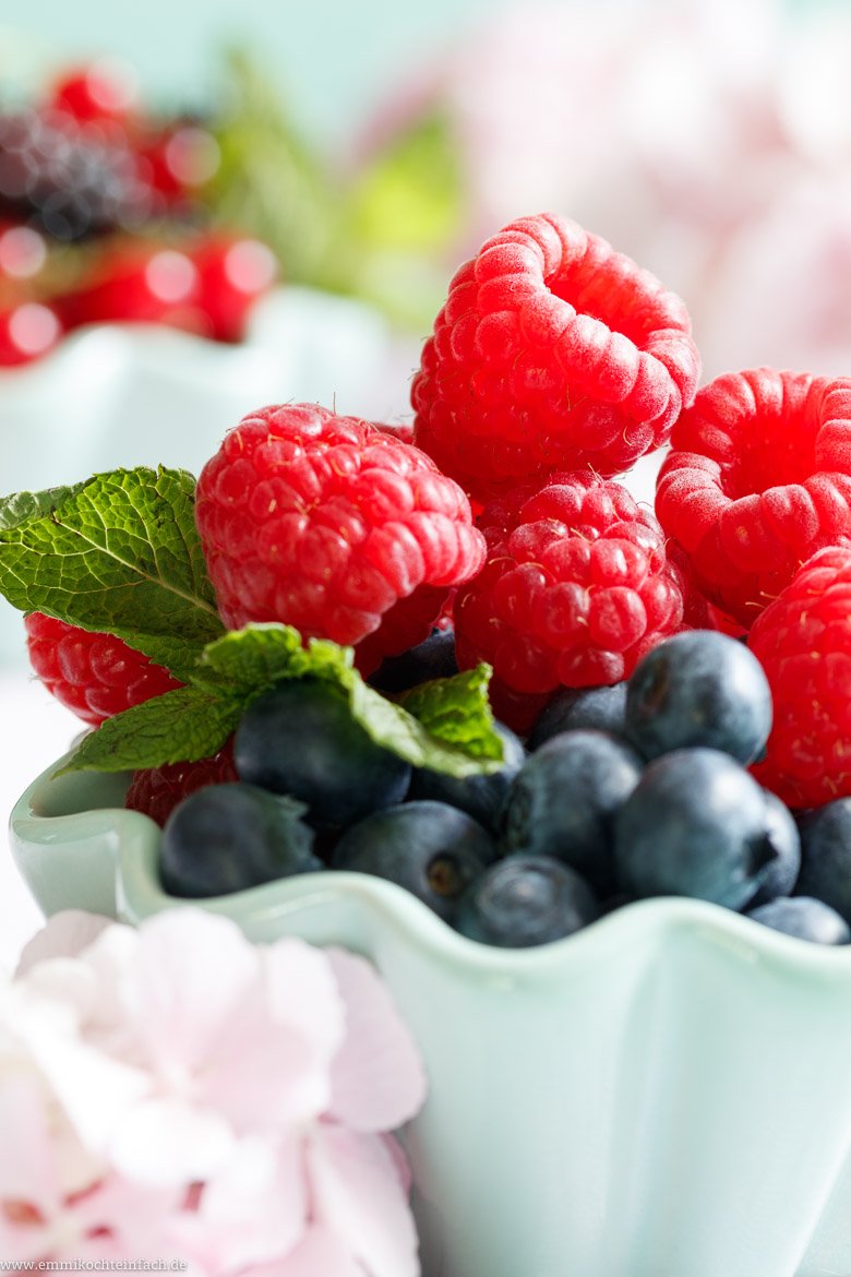Frische Beeren sind einfach köstlich - www.emmikochteinfach.de