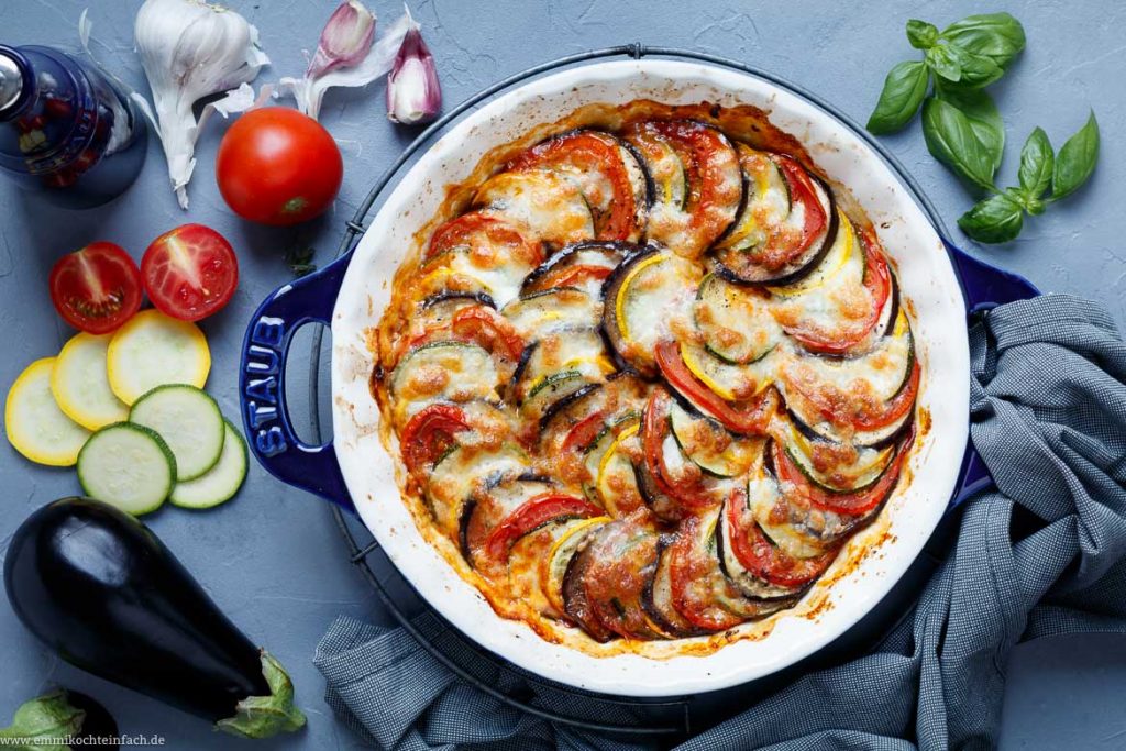 Ratatouille Aus Dem Ofen Mit Mozzarella Emmikochteinfach