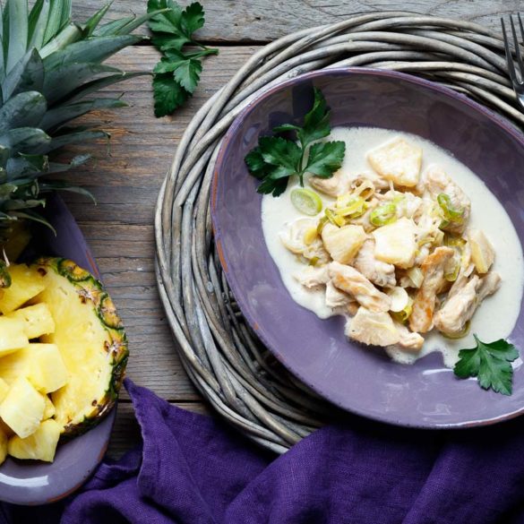 Schnelles Putengeschnetzeltes mit Ananas - emmikochteinfach