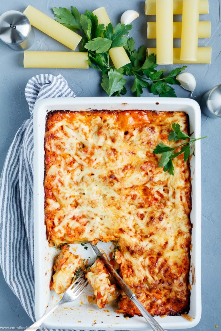 Cannelloni mit Kräuterfrischkäse-Spinat Füllung - emmikochteinfach