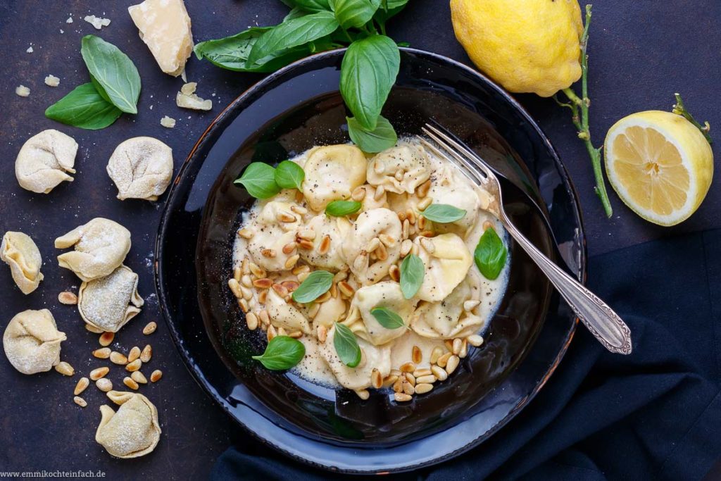Capellini mit Garnelen in Zitronen Sahnesoße - emmikochteinfach