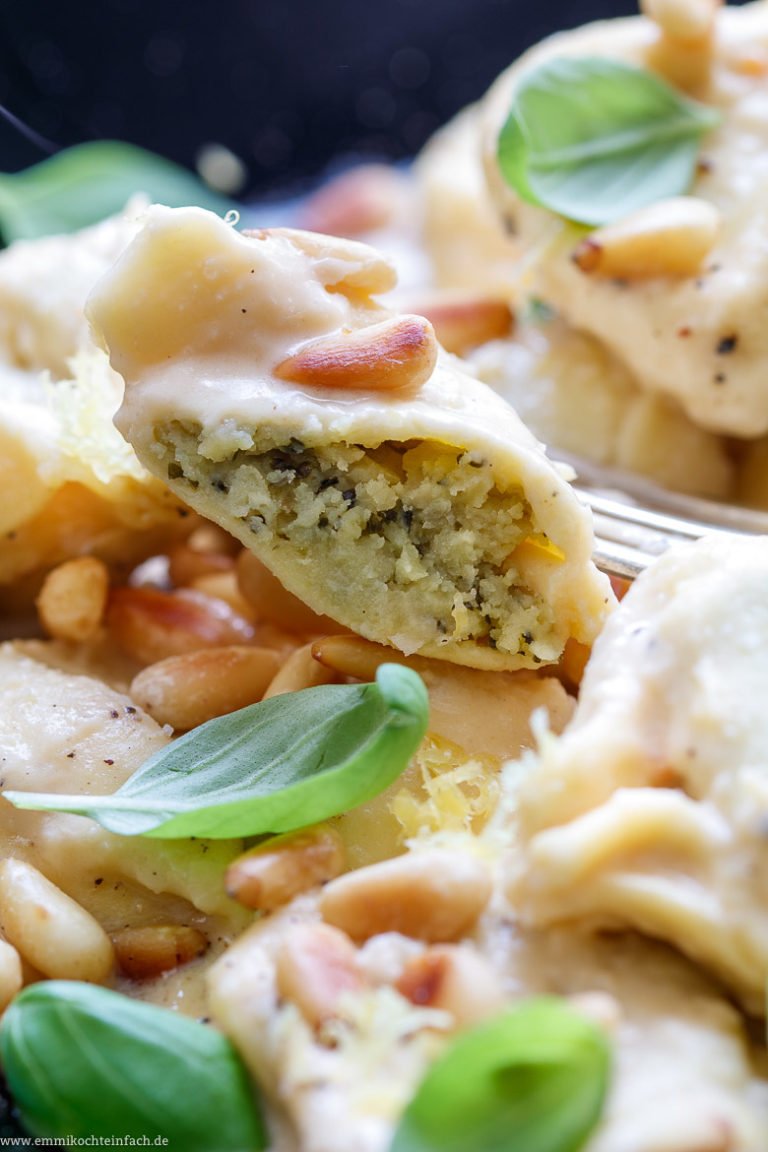 Basilikum Pesto Tortelloni in Zitronensauce emmikochteinfach