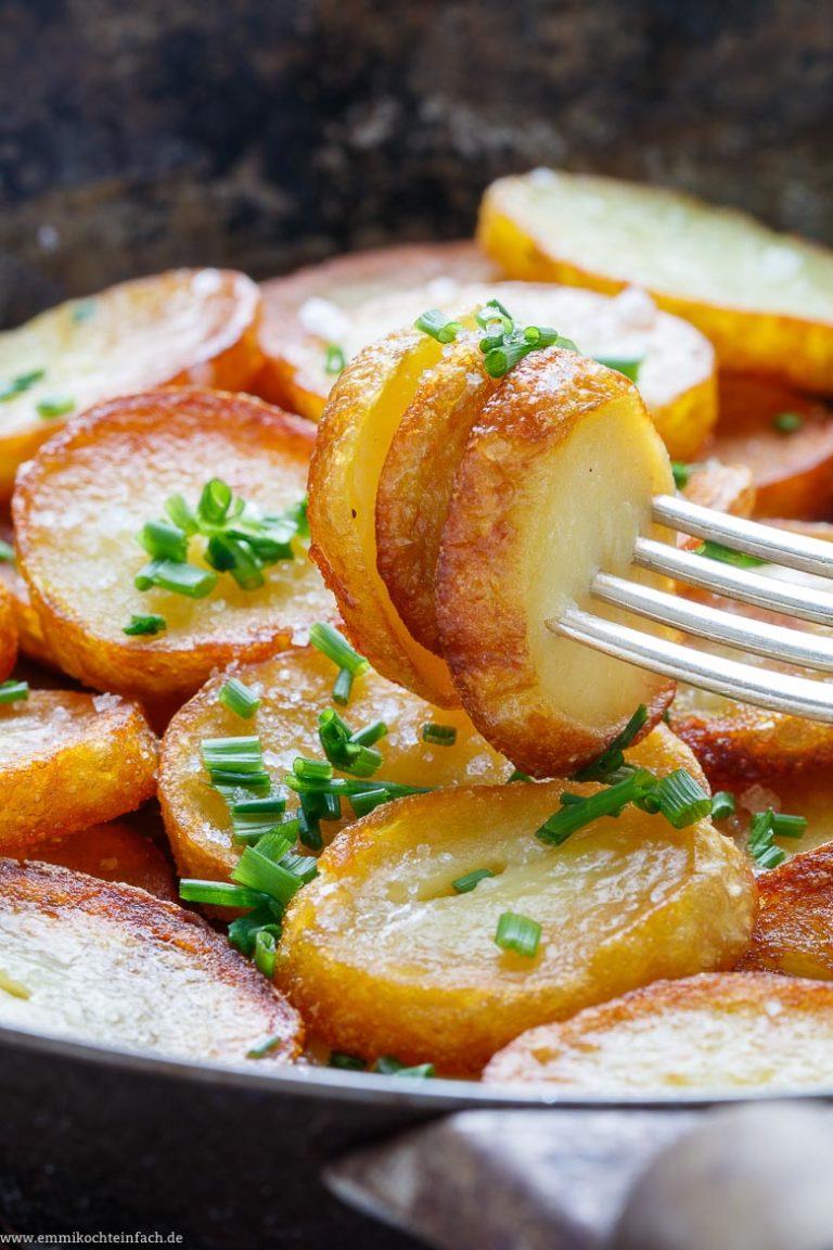 Klassische Bratkartoffeln - Knusprig Und Einfach - Emmikochteinfach