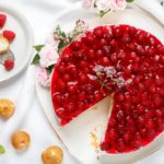 Windbeutel-Torte mit Himbeeren - www.emmikochteinfach.de