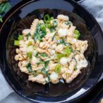 Blumenkohlpasta in pikanter Erdnussbuttersosse Rezept