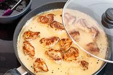 Schweinemedaillons in Pfefferrahmsauce - www.emmikochteinfach.de