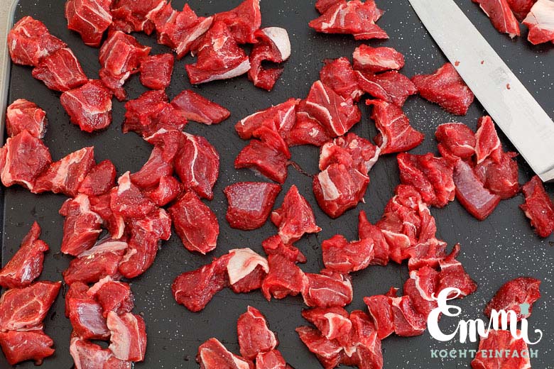 Rindfleisch für für das Gulasch-Süppchen - www.emmikochteinfach.de