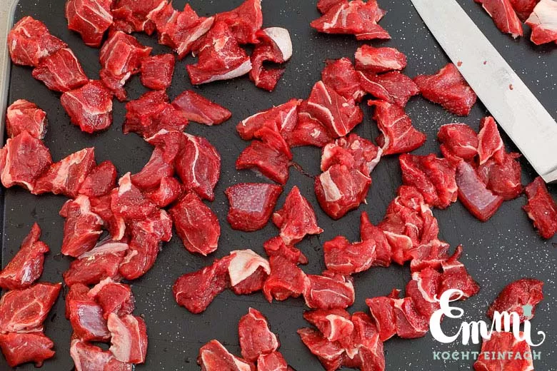 Rindfleisch für für das Gulasch-Süppchen - www.emmikochteinfach.de