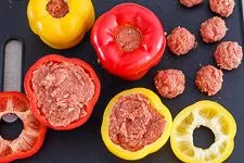 Gefüllte Paprika mit Hackfleisch - www.emmikochteinfach.de