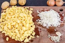 Kartoffelsuppe mit Lauch und Möhren - www.emmikochteinfach.de