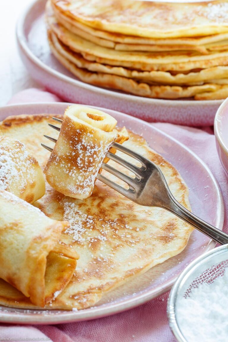 Pfannkuchen - einfaches Grundrezept - emmikochteinfach