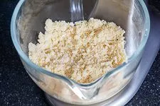 Einfacher Rhabarber Streuselkuchen - www.emmikochteinfach.de