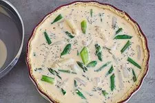 Spargelquiche mit weissem und grünen Spargel - www.emmikochteinfach.de