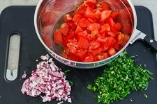 Tomatensalat mit Zwiebeln - www.emmikochteinfach.de