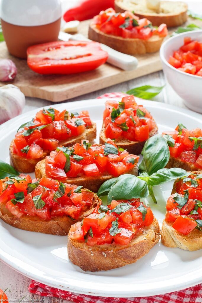 Original Bruschetta Rezept mit Tomaten emmikochteinfach
