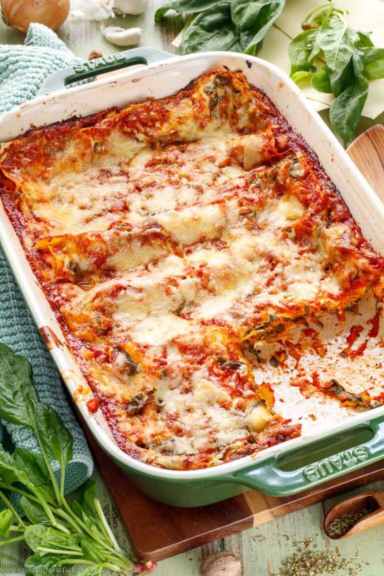 Spinatlasagne mit Frischkäse und Tomaten