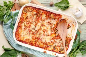 Spinatlasagne Rezept mit Frischkäse und Tomaten