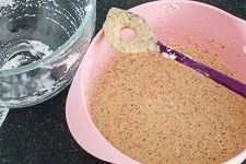 Saftiger Nusskuchen ohne Mehl - www.emmikochteinfach.de