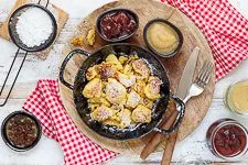 Kaiserschmarrn ganz klassisch & einfach - www.emmikochteinfach.de