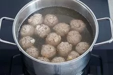 Königsberger Klopse - der einfache Klassiker - www.emmikochteinfach.de