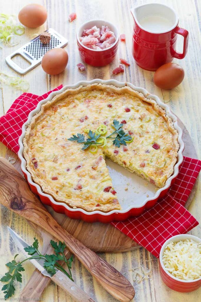 Quiche Lorraine – das klassische Rezept - emmikochteinfach