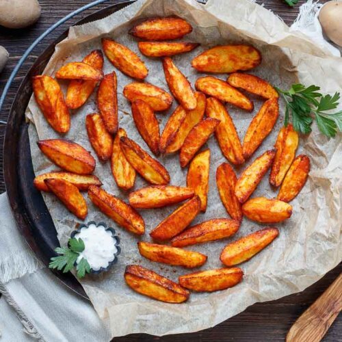 Knusprige Ofenkartoffeln - einfach &amp; schnell - emmikochteinfach