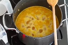 Schnelle Möhrensuppe mit Ingwer - www.emmikochteinfach.de