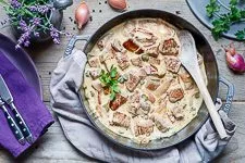 Schnelles Rahm-Rinderfilet Stroganoff - www.emmikochteinfach.de