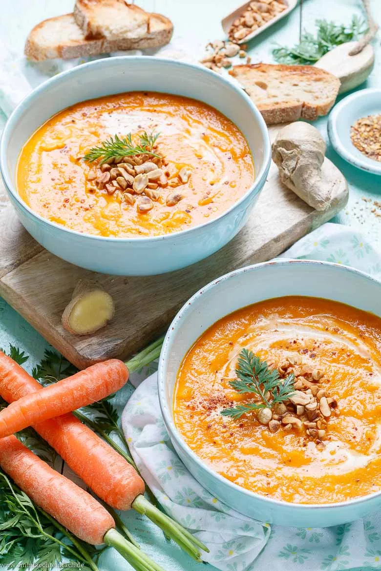 Schnelle Möhren Ingwer Suppe - www.emmikochteinfach.de