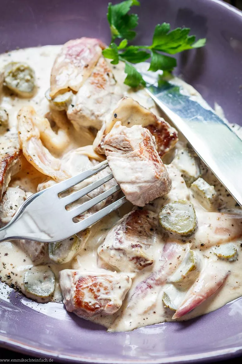 Schnelles Rahm-Rinderfilet Stroganoff - www.emmikochteinfach.de