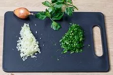 Klassische Frikadellen Rezept - www.emmikochteinfach.de