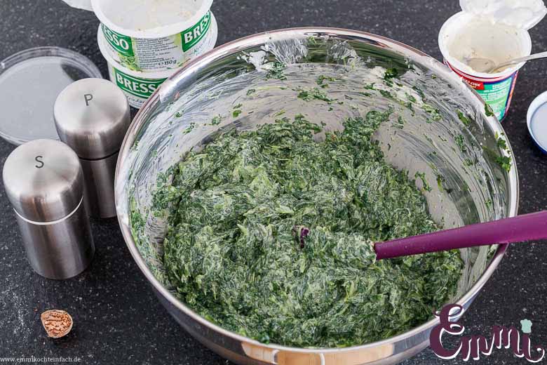 Spinat-Frischkäse-Füllung - www.emmikochteinfach.de