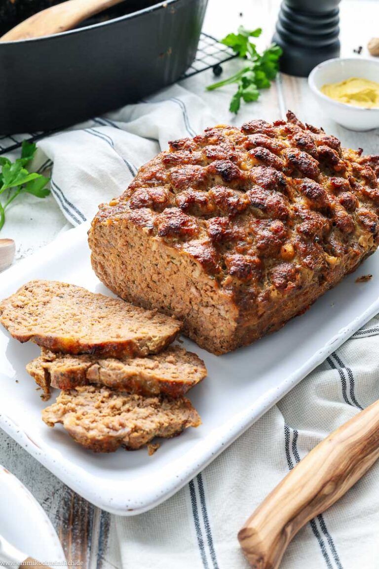 Klassischer Hackbraten im Ofen