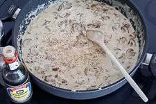 Hähnchengeschnetzeltes mit Pilzen - www.emmikochteinfach.de