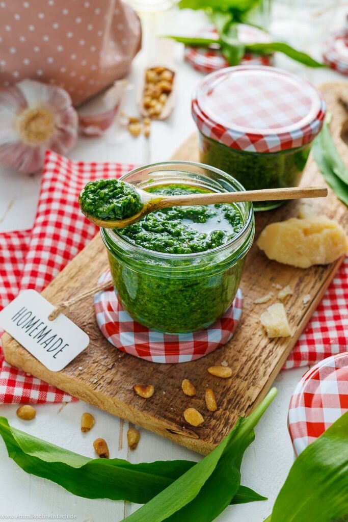 Bärlauch Pesto Rezept - emmikochteinfach