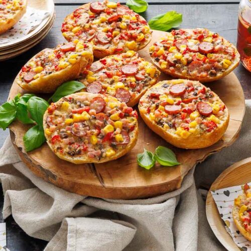 Pizzabrötchen – schnell und einfach - emmikochteinfach