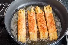 Spargel Cordon Bleu Röllchen - www.emmikochteinfach.de