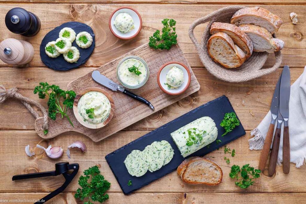 Blätterteigschnecken mit Spinat und Feta
