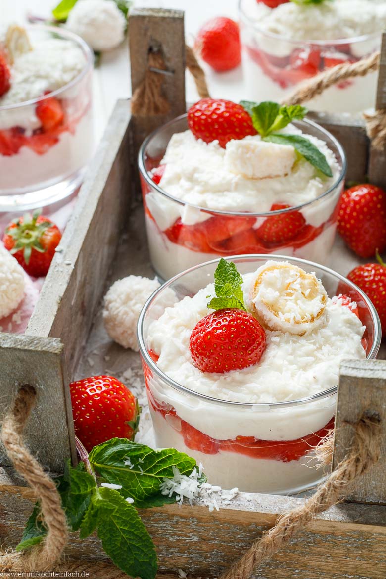 Raffaello-Creme-Dessert im Glas