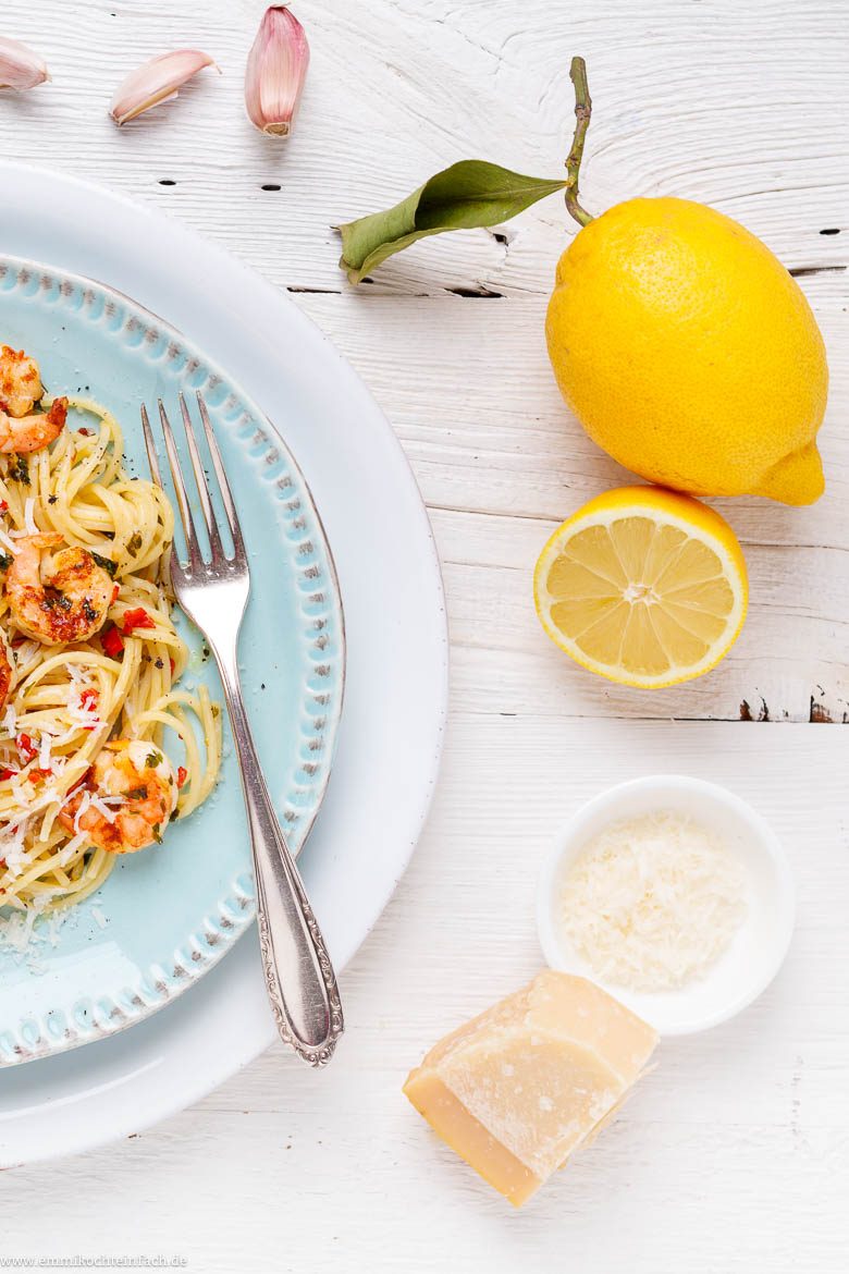 Einfaches Spaghetti-mit-Garnelen-Rezept