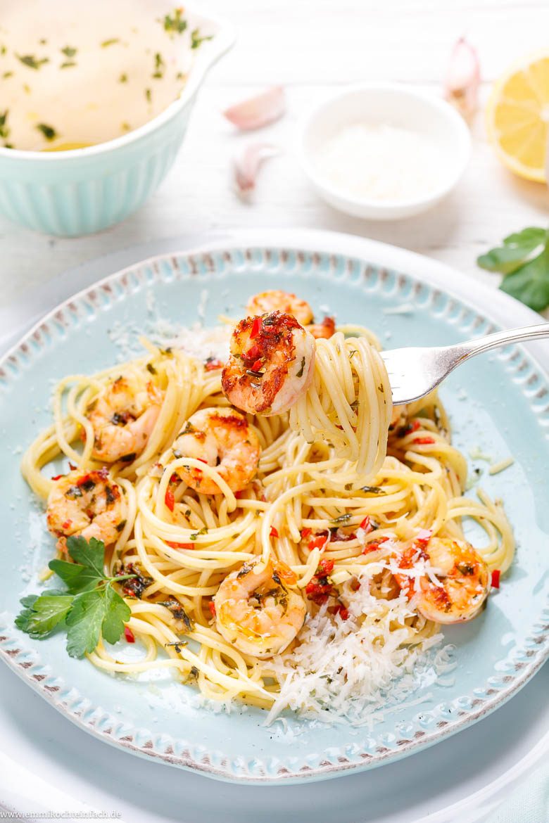 Blitz Spaghetti mit Garnelen - www.emmikochteinfach.de
