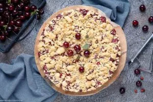 Kirsch Streuselkuchen
