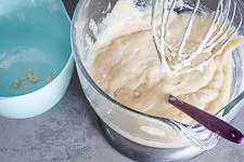 Saftiger Heidelbeerkuchen mit Joghurt