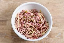 Schweizer Wurstsalat mit Käse