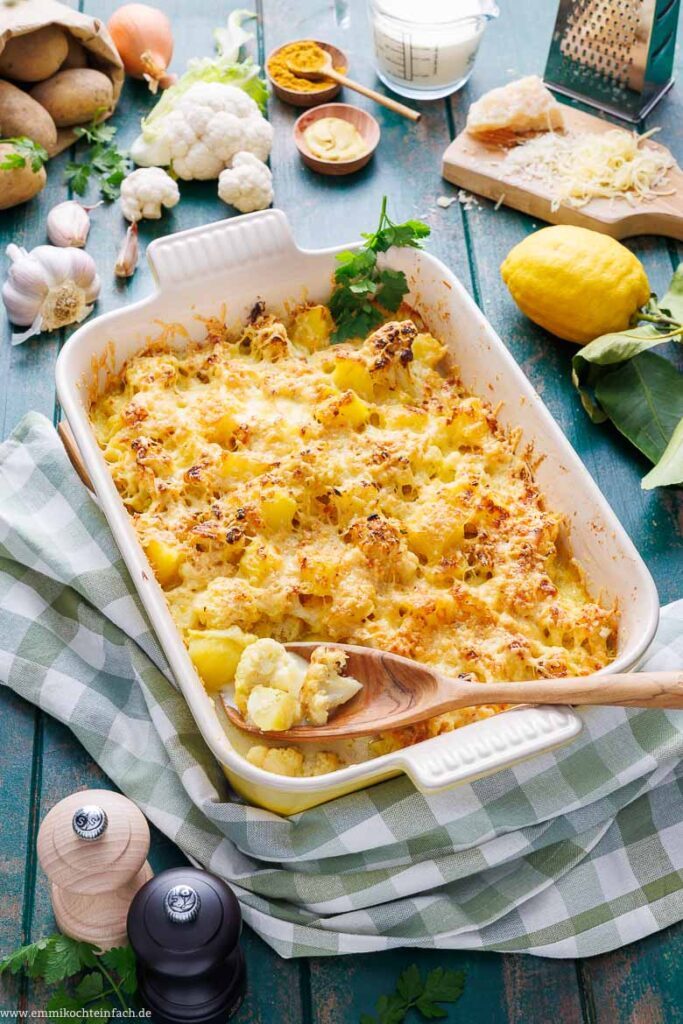Blumenkohlauflauf mit Kartoffeln - emmikochteinfach